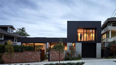 In Seattle, a Modern Home That Looks Toward the Sky and the Water - The ...