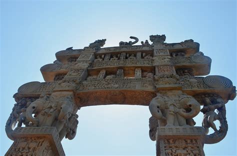 Sanchi Stupa and Torana - Abhijna e-Museum