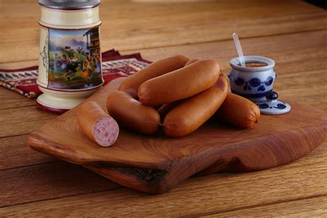 Bavarian Knackwurst #301 - Stiglmeier Sausage Co. Inc.