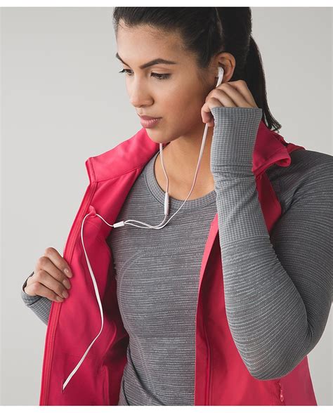 5 mile vest - online only | women's running vests | lululemon athletica ...