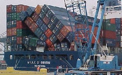 The Presurfer: Container Ship Accidents