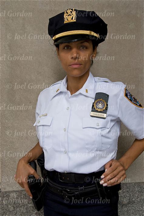 NYPD Female Lieutenant | Joel Gordon Photography