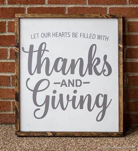 Easy to Make Thanksgiving Decor | Thanksgiving wall decor, Thanksgiving decorations ...