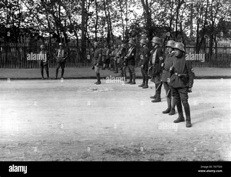 Beer Hall putsch de 1923, el puesto de los golpistas en una carretera ...