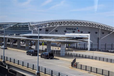 American Airlines Terminal 8 at JFK International Airport Editorial ...