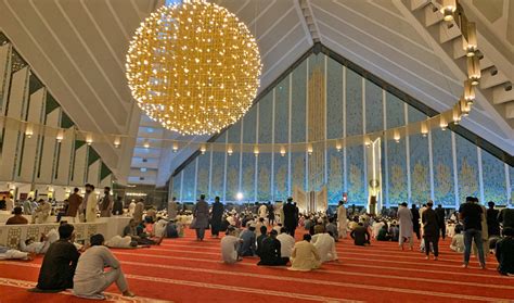 At Pakistan’s Shah Faisal Mosque, late Ramadan nights offer cherished pause, peaceful prayers ...