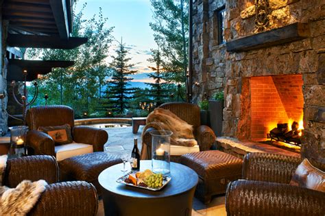 10 Patios for Al Fresco Dining - Mountain Living