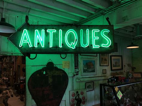 Vintage Advertising Signs, Vintage Advertisements, Signage, Neon Signs ...