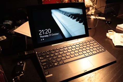 Comparison of 10 Best Budget Laptops That Work Just Fine | CompareCamp.com