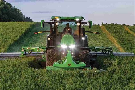 How To Choose a Tractor for Farm Needs