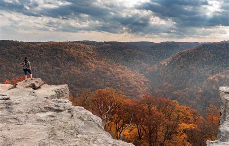 The 17 Best Trails Trails for Hiking in Virginia - Beyond The Tent