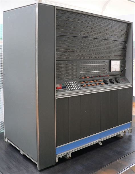 IBM7030 p1040280 - IBM 7030 Stretch - Wikipedia | Old computers, Ibm ...