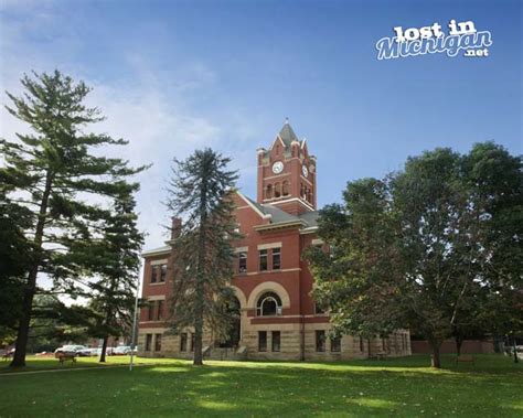 Saint Joseph County Courthouse - Lost In Michigan