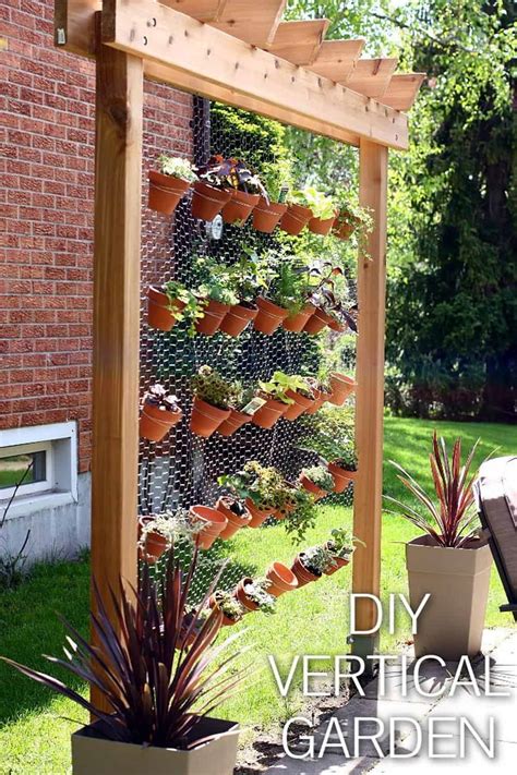 How to Build Your Own DIY Vertical Garden Wall