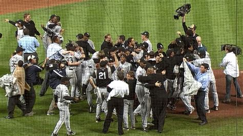 White Sox win first World Series title in 88 years | 10/26/2005 ...