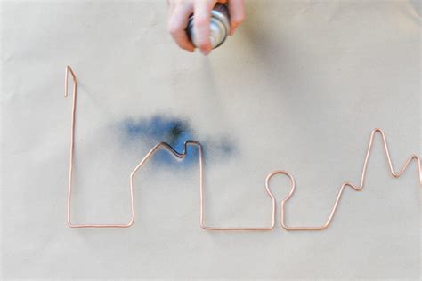 DIY Hanging Wire Facade