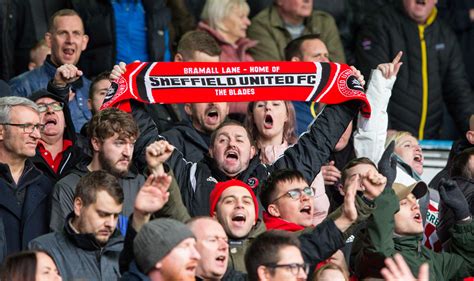 Sheffield United fans react to Celtic wanting George Baldock