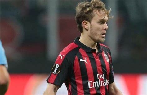 AC Milan midfielder Halilovic set for Besiktas - Turkish Football News