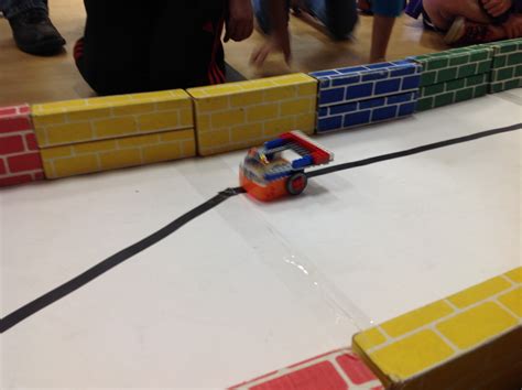 Robot Olympics – Engage Their Minds