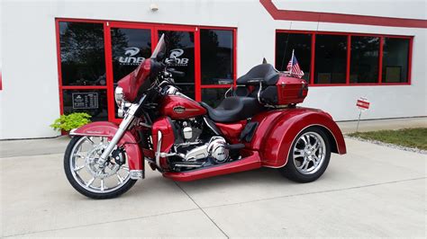 Harley Davidson Trikes — UNB Customs: Trike & Custom Shop