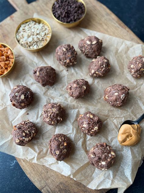 Double Chocolate Protein Balls