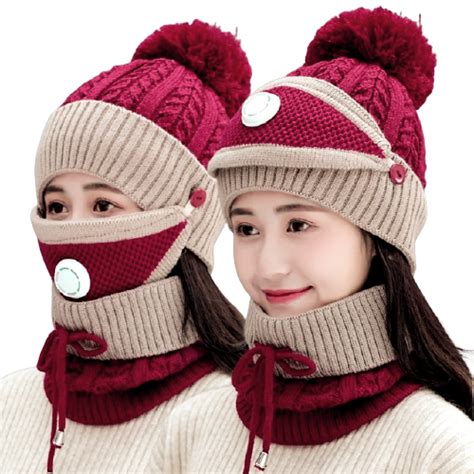 Women's Slouchy Knit Topi Set in Three Pieces for Comfort in the Winter