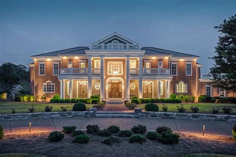 $8.9 Million 52 Acre Estate In Franklin, TN | Homes of the Rich