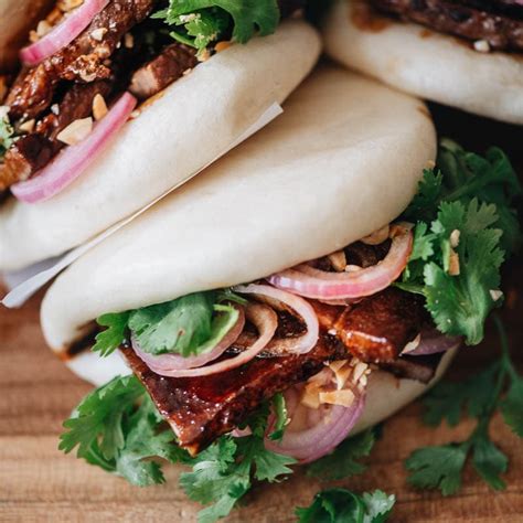 Gua Bao (Taiwanese Pork Belly Buns, 割包) - Omnivore's Cookbook