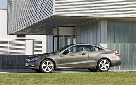 Mercedes-Benz E-Class Coupe photos - CNET