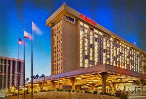 Los Angeles Airport Marriott - FrightFind