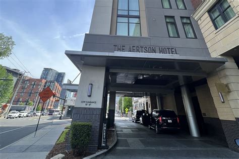 Photo Tour: The Kimpton Aertson Hotel in Nashville