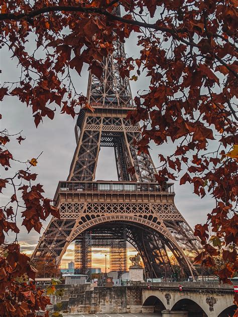 Sunrise at the Eiffel Tower : MostBeautiful