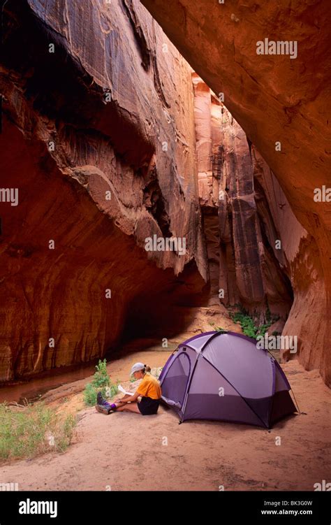 Camping in Paria Canyon in the Vermilion Cliffs Paria Canyon Stock ...