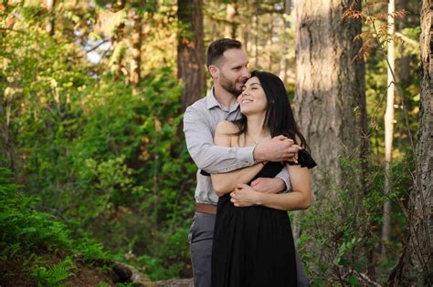 10 Amazing engagement photo locations in Vancouver, BC | Vancouver ...