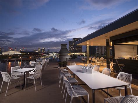 Good Hotel reopens rooftop terrace bar - London's Royal Docks