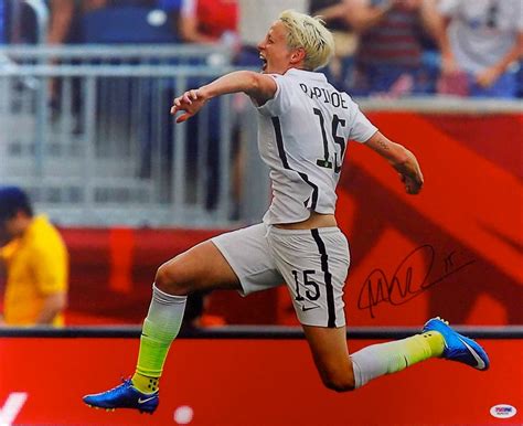 Megan Rapinoe Signed Team USA 16x20 Photo (PSA COA) | Pristine Auction