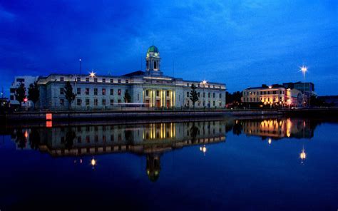 cork-city-hall-2560×1600 | South of Ireland Language Centre