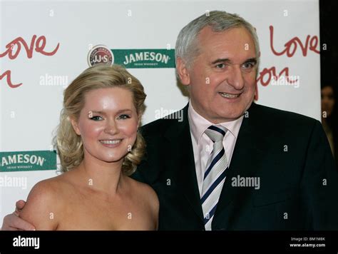 Irish prime minister taoiseach bertie ahern hi-res stock photography ...