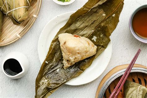 Vegan Zongzi (Sticky Rice Dumplings) - Okonomi Kitchen