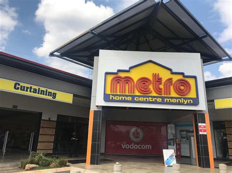 Metro Menlyn Retail Park in the city Pretoria