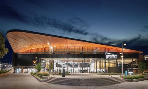 Gallery of Moody Center Basketball and Events Area University of Texas at Austin / Gensler - 13