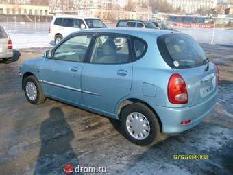 2002 Toyota Duet specs