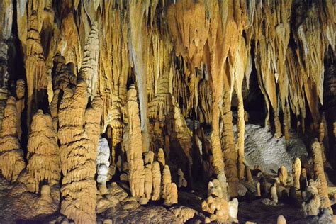 Luray Caverns in Luray, Virginia - Kid-friendly Attractions | Trekaroo