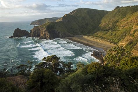 Karekare Falls at Waitakere Ranges Regional Park Reviews | U.S. News Travel