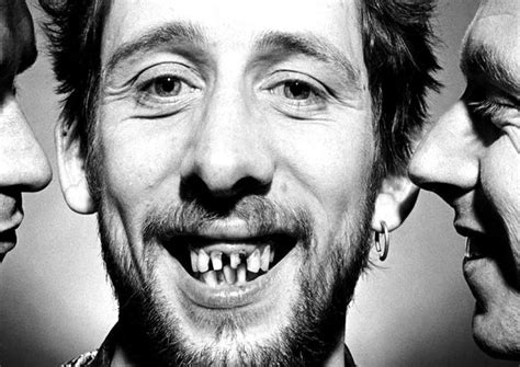 Reproduction"Shane MacGowan - Teeth" Poster A2 Size: 59.4 x 42cm : Amazon.co.uk: Home & Kitchen