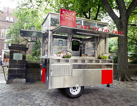 Rouge Tomate New York food cart - Google Search | MSSQ- CARTS | Pinterest