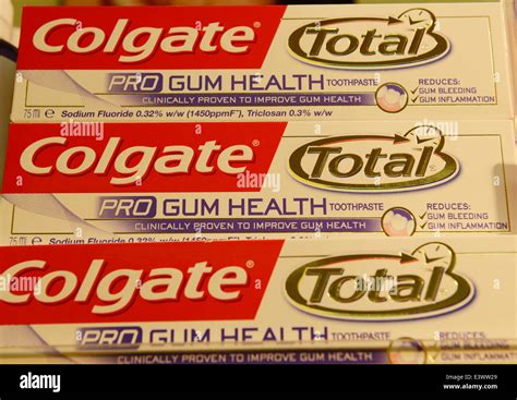 Colgate Total toothpaste Stock Photo - Alamy