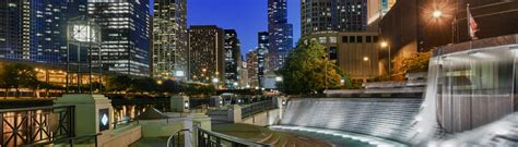 Chicago Neighborhoods: River North | What to Do in River North