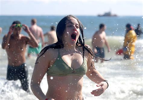 Sea Isle City's Polar Bear Plunge makes for funny faces and outrageous costumes (PHOTOS) - nj.com