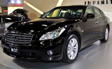 2013 Infiniti M M56 - Sedan 5.6L V8 auto